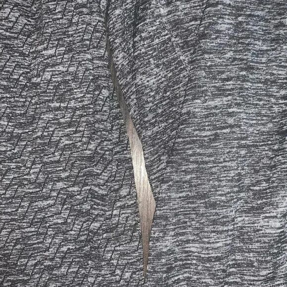 Everlast athletic long sleeve - Picture 3 of 3